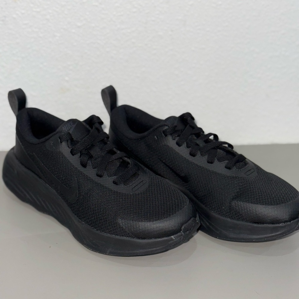 Nike All-Black Athletic Shoes - Brand New